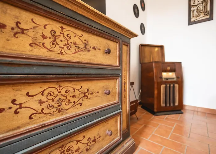 Retro Vintage, Flat 600 Meters From The Center *