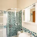 Retro Vintage, Flat 600 Meters From The Center *