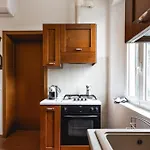 Retro Vintage, Flat 600 Meters From The Center * 라벤나