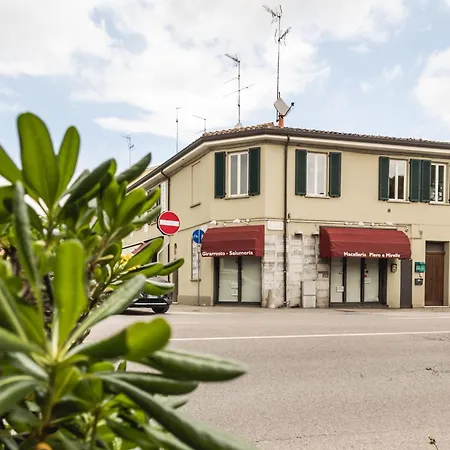 Retro Vintage, Flat 600 Meters From The Center *